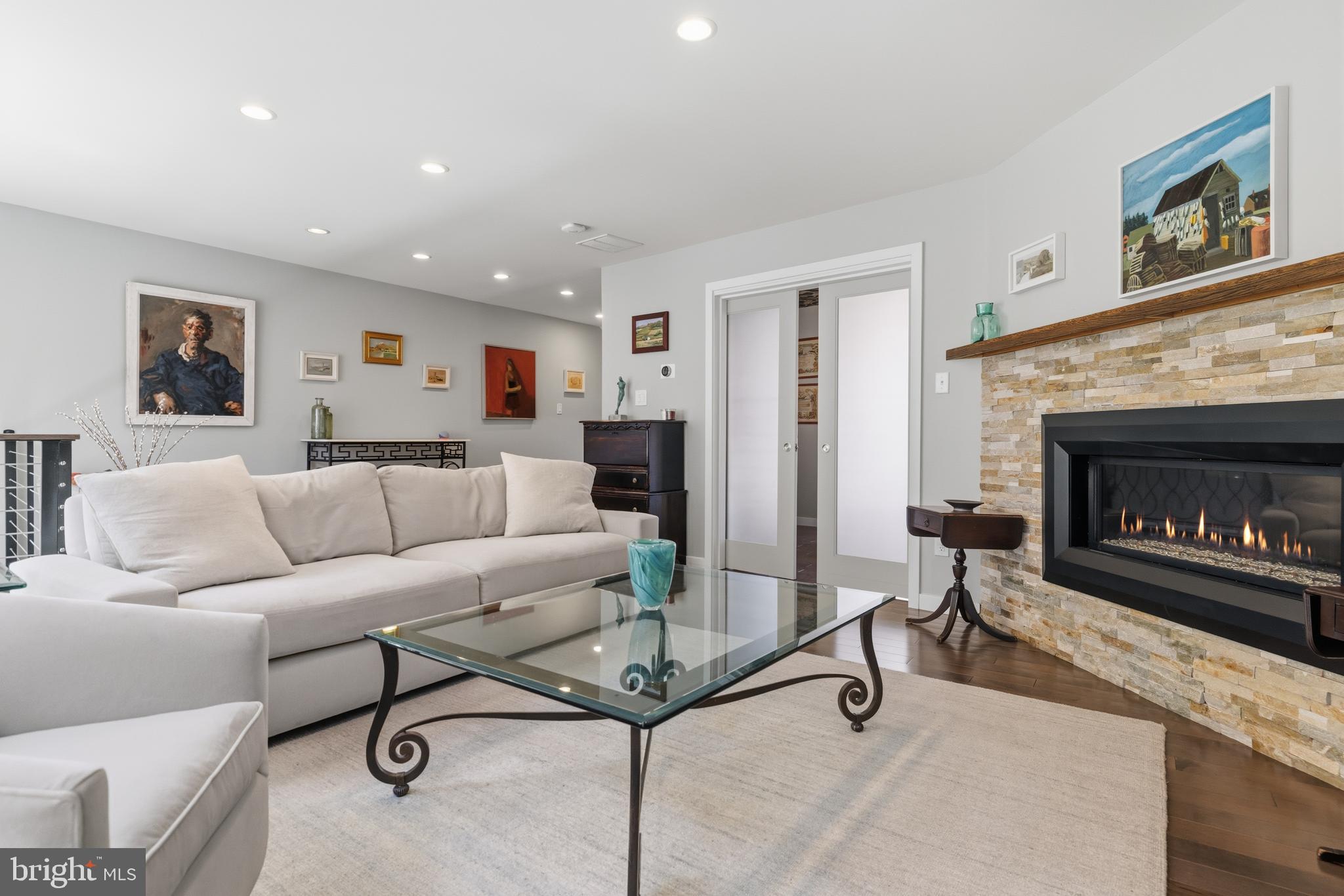 BELLA VISTA - Residential