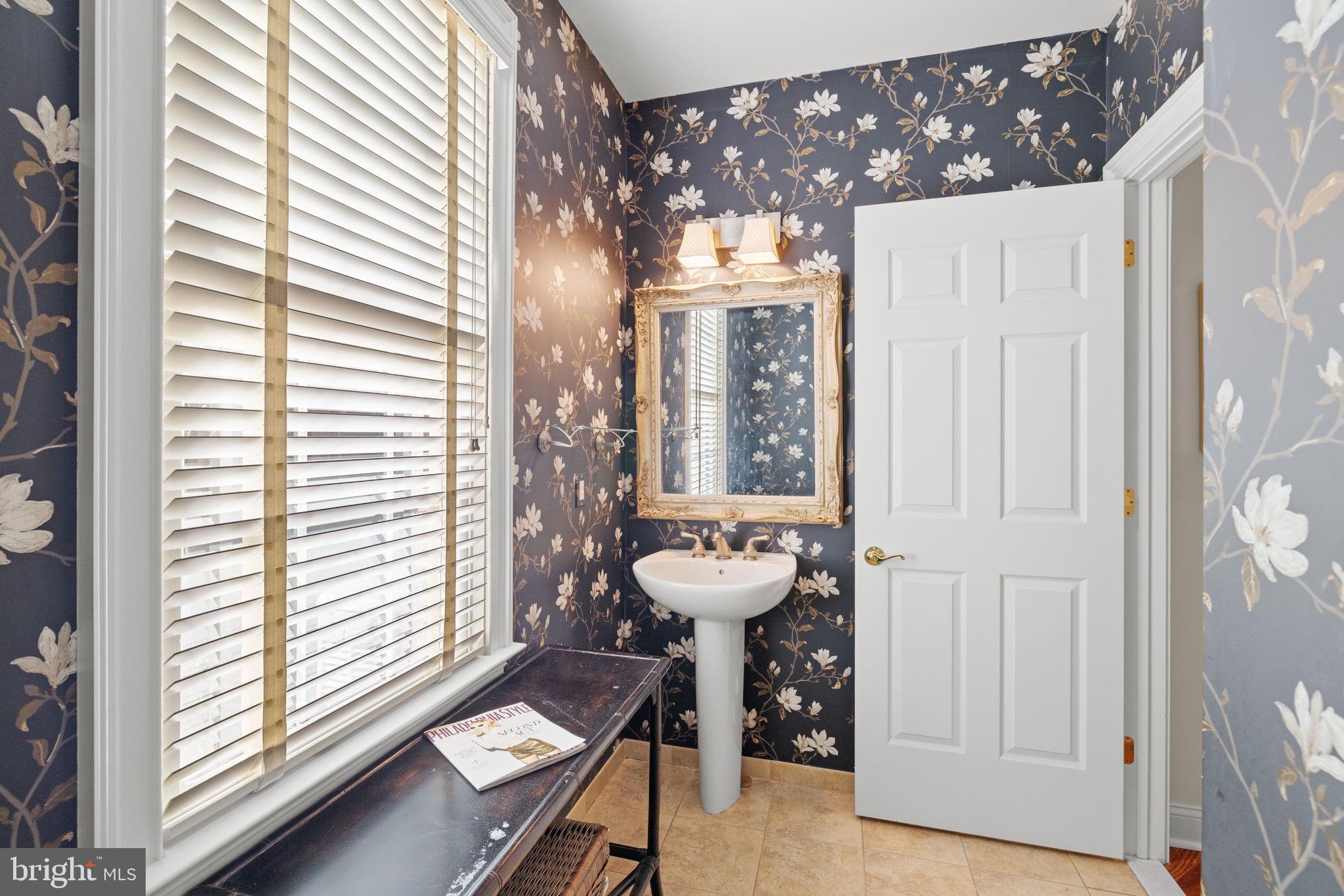 DELANCEY COURT - Residential