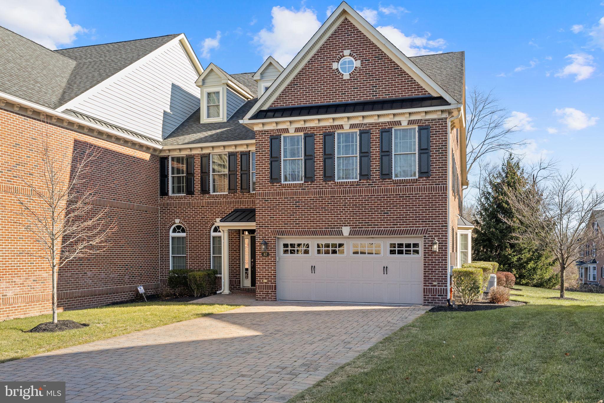 DELANCEY COURT - Residential