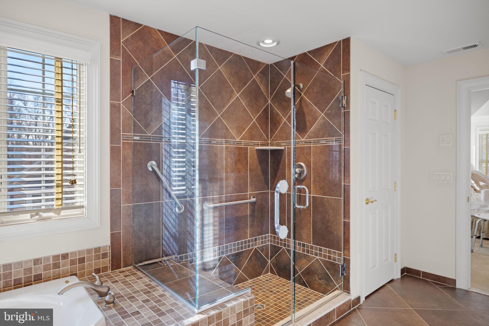 DELANCEY COURT - Residential