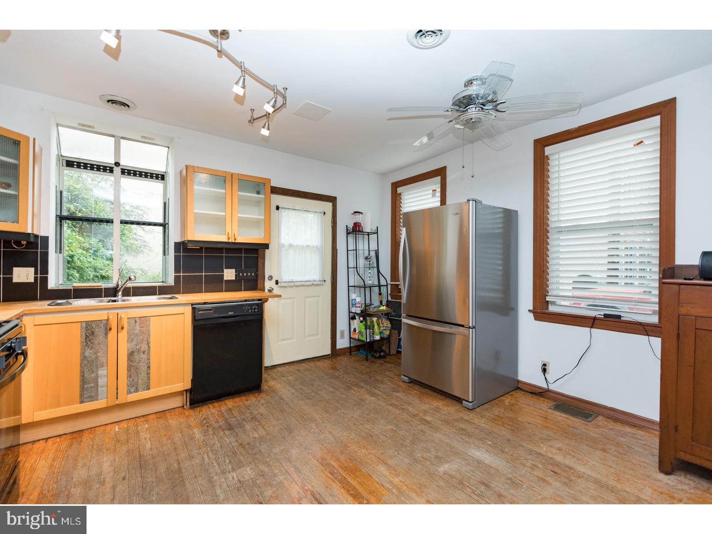 FISHTOWN - Residential Lease