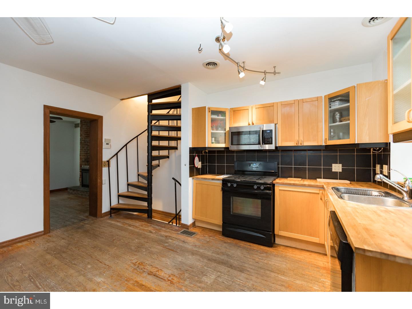 FISHTOWN - Residential Lease