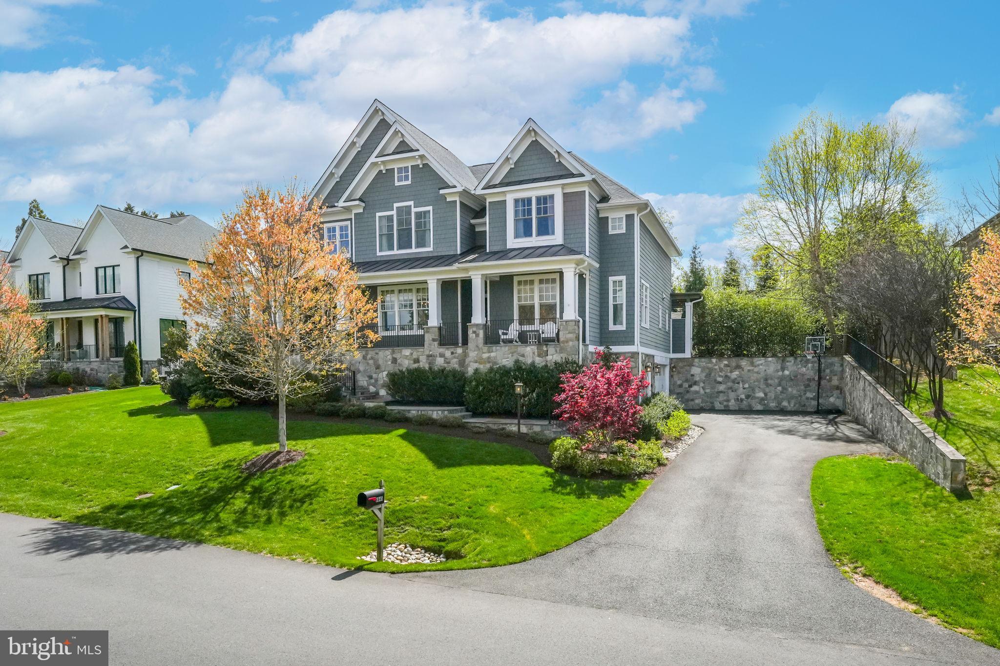 BRYN MAWR - Residential