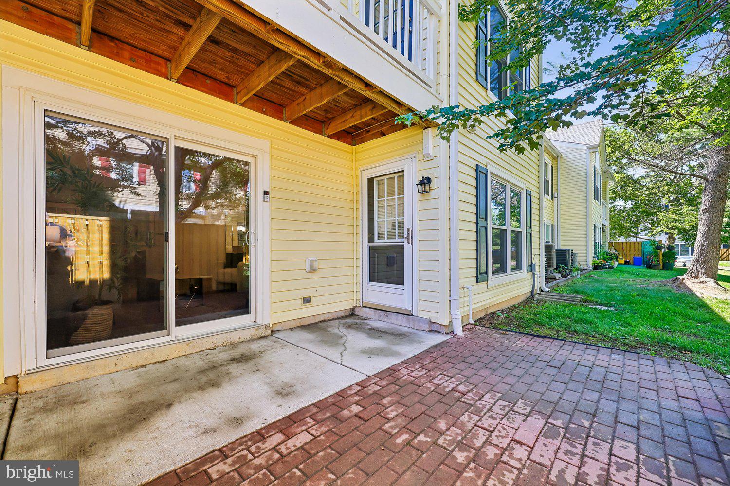 HOMELAND VILLAGE - Residential
