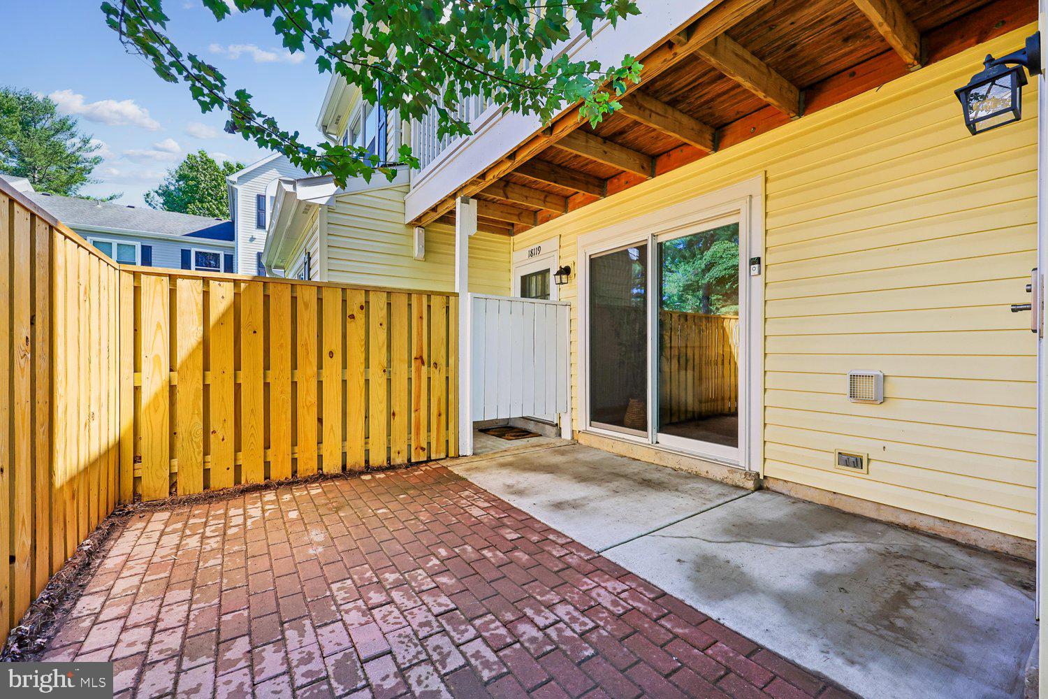 HOMELAND VILLAGE - Residential