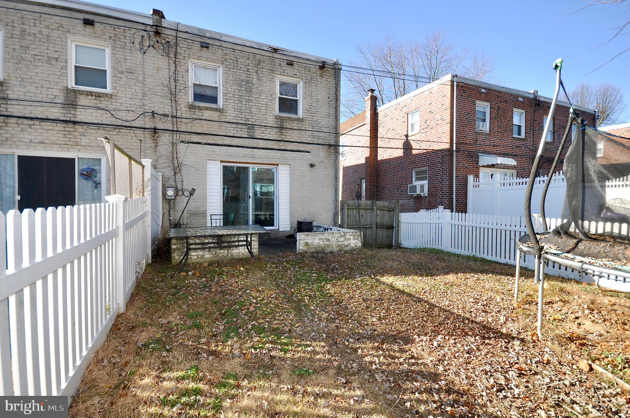 SOMERTON - Residential