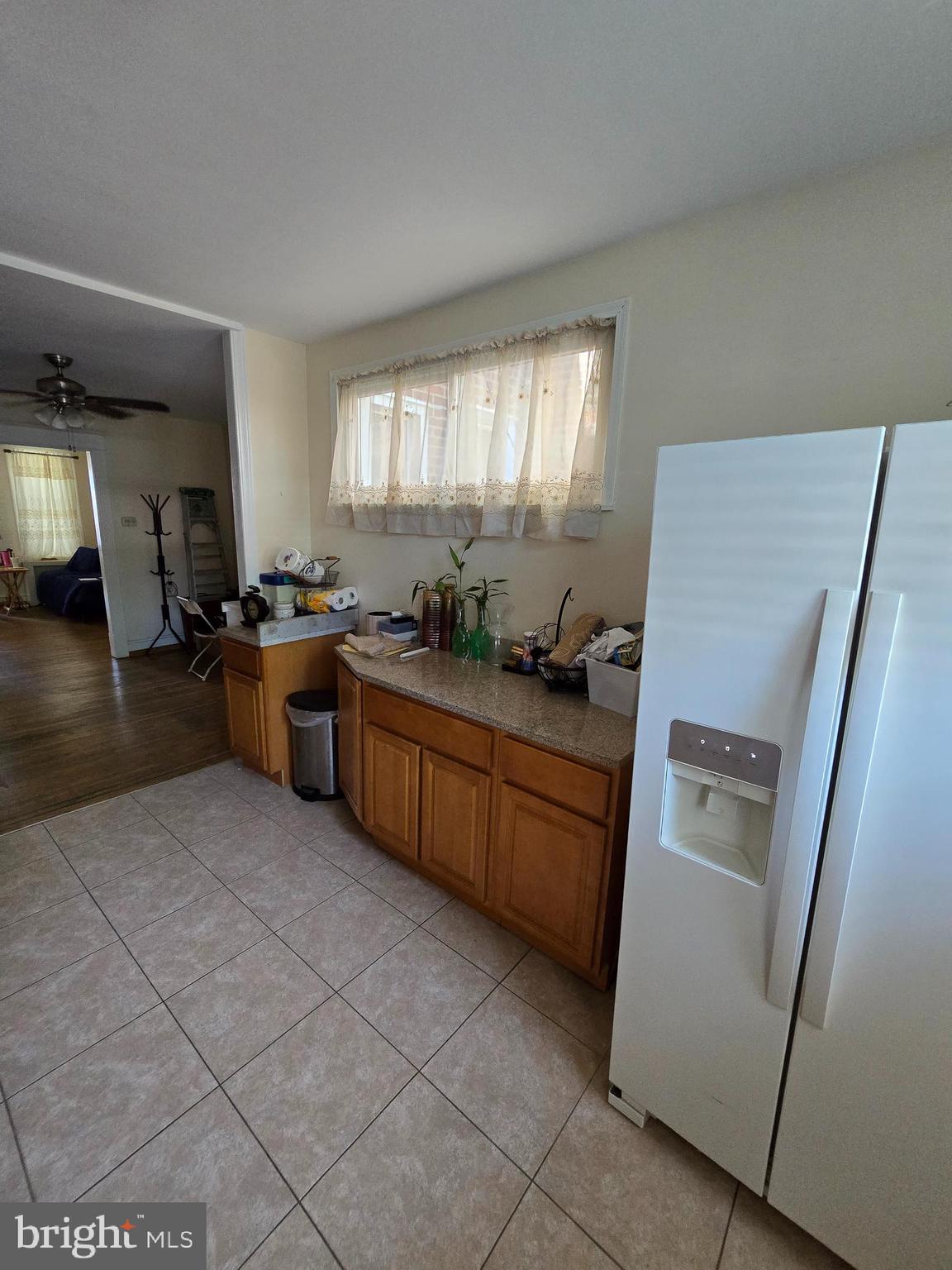 LAWNDALE - Residential
