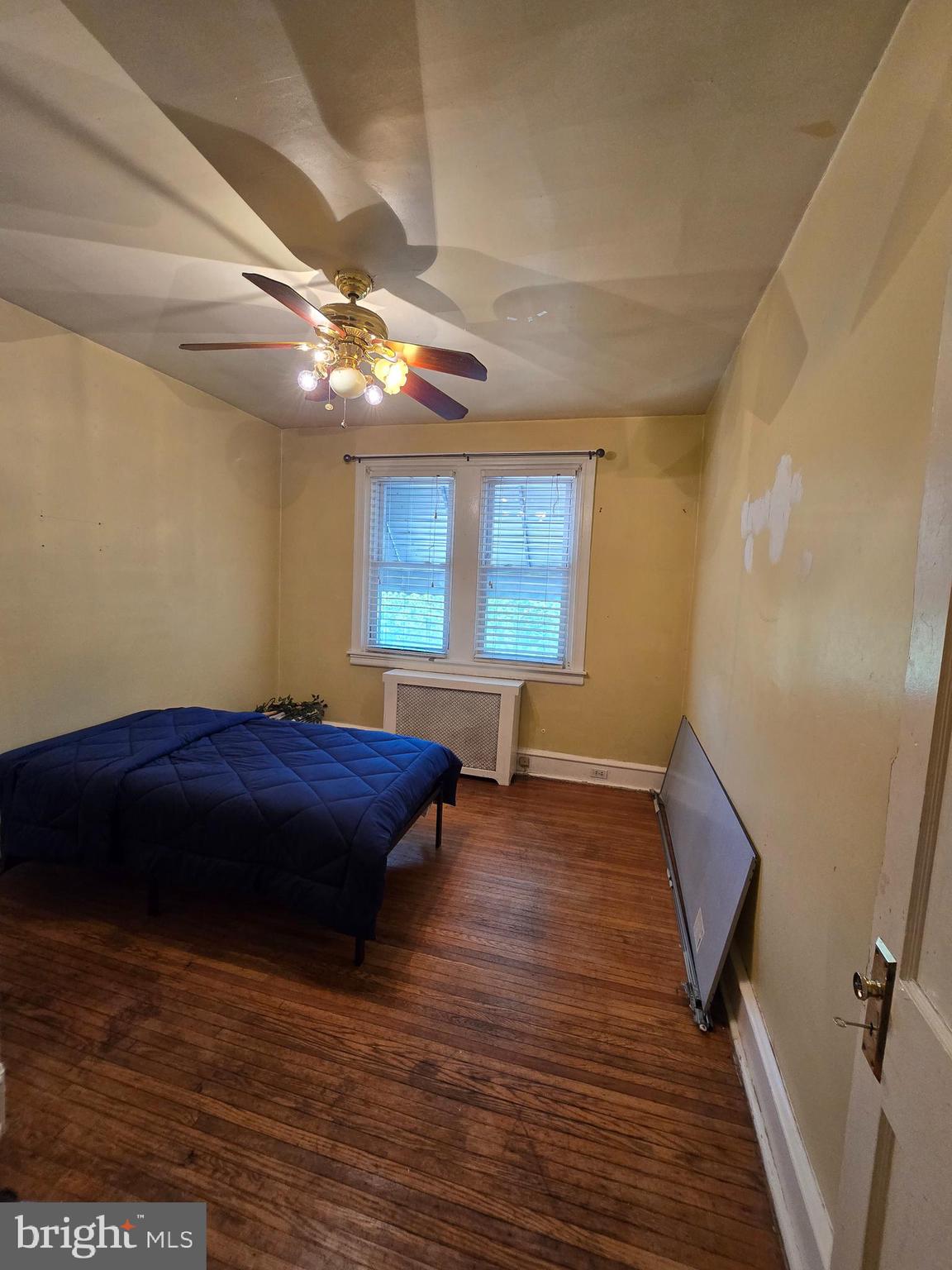 LAWNDALE - Residential