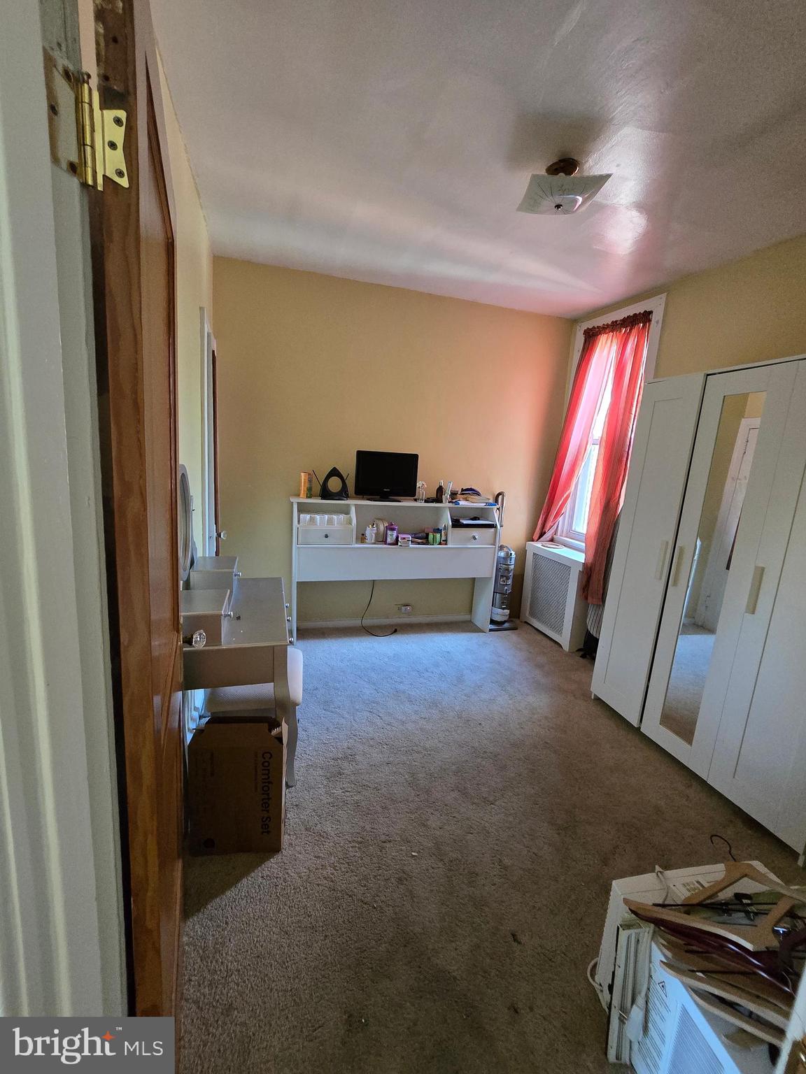LAWNDALE - Residential