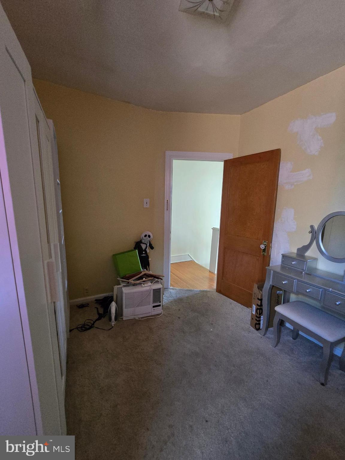 LAWNDALE - Residential