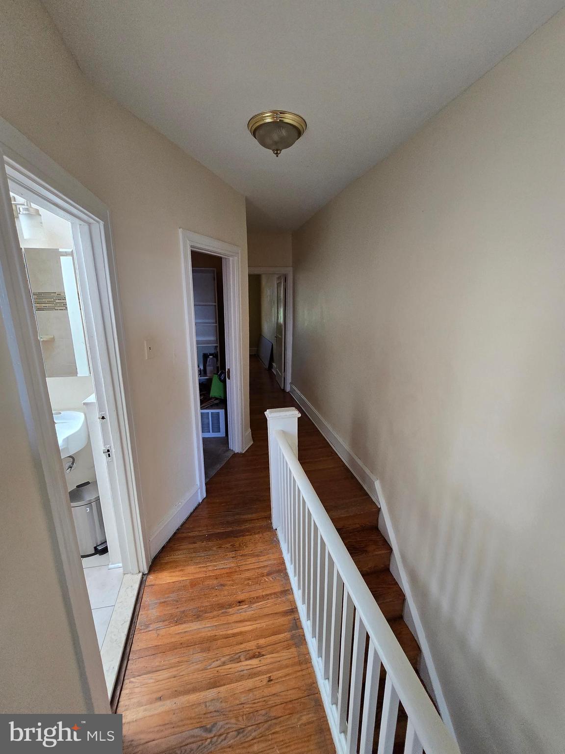 LAWNDALE - Residential