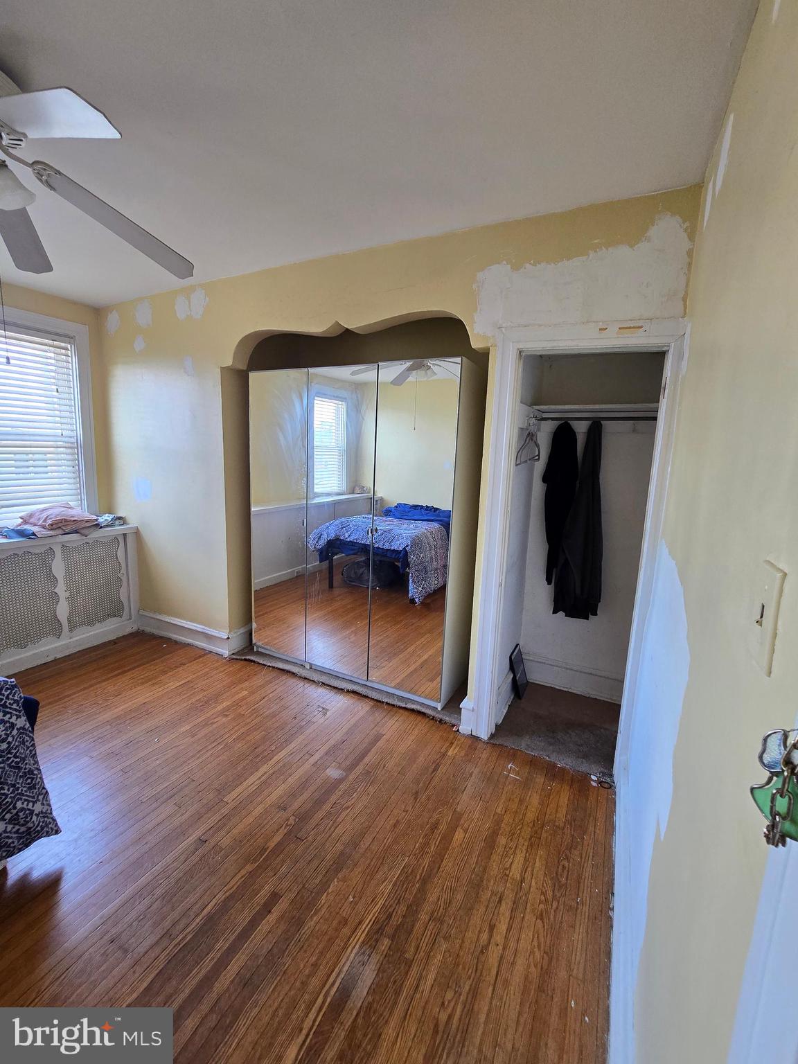 LAWNDALE - Residential