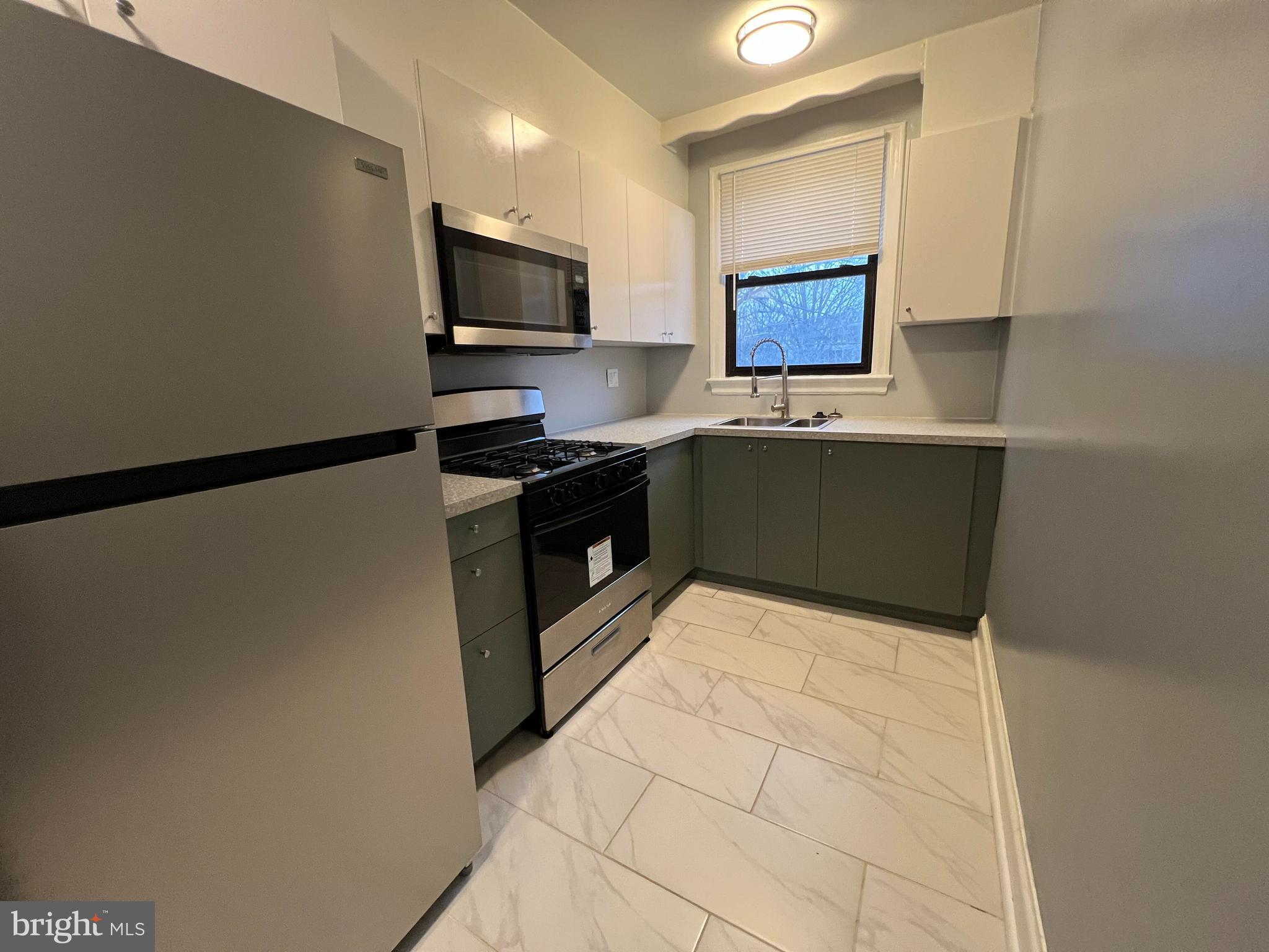 16TH STREET HEIGHTS - Commercial Sale