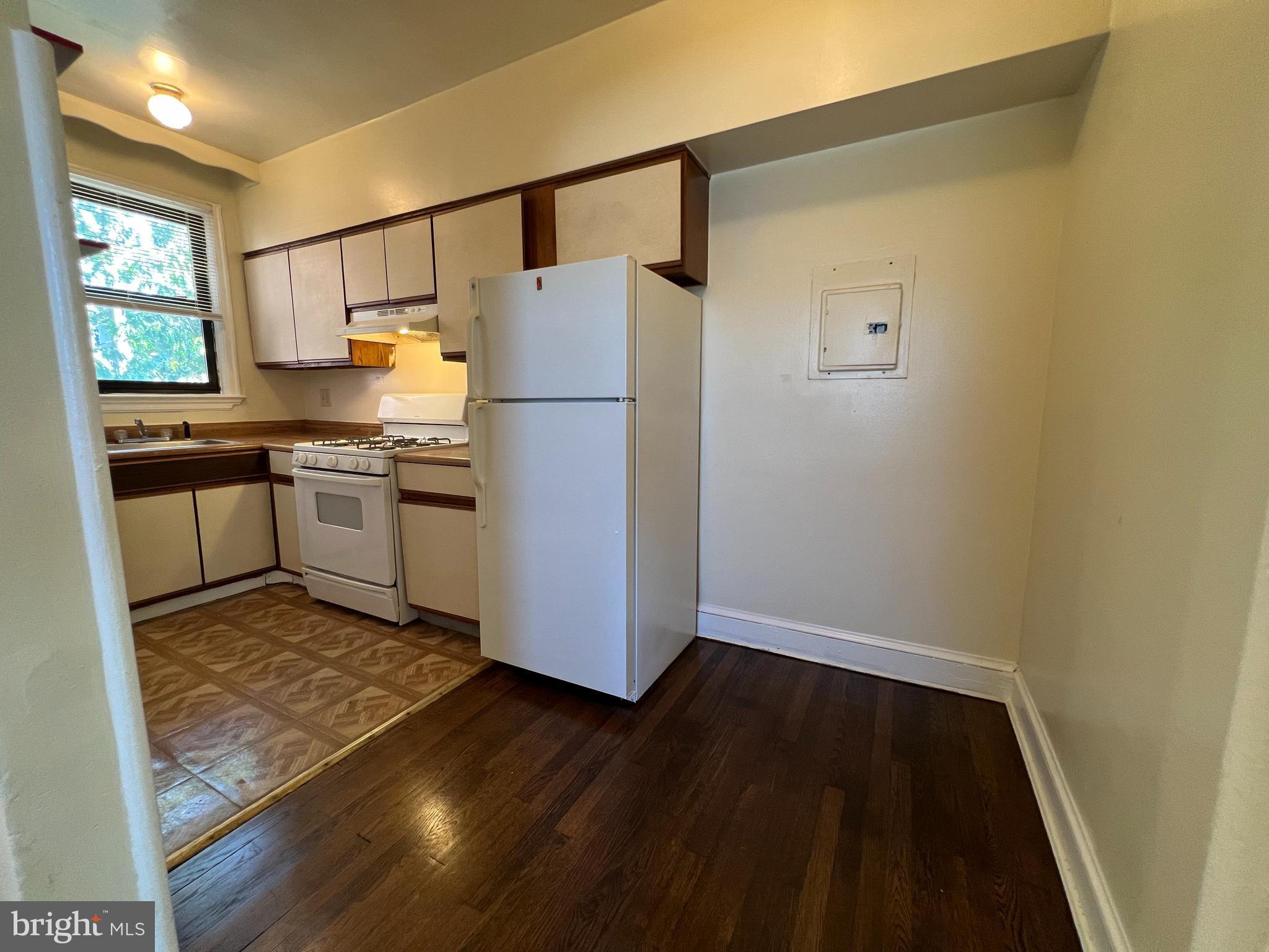 16TH STREET HEIGHTS - Commercial Sale