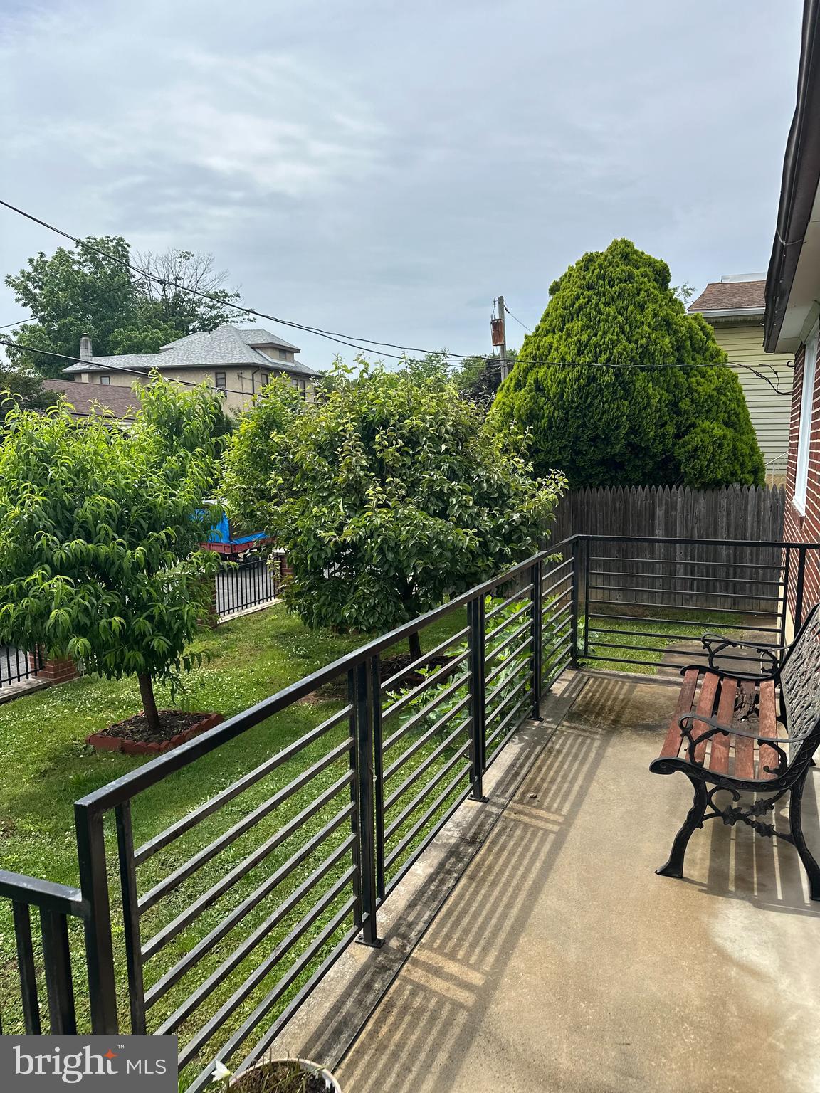 FOX CHASE - Residential