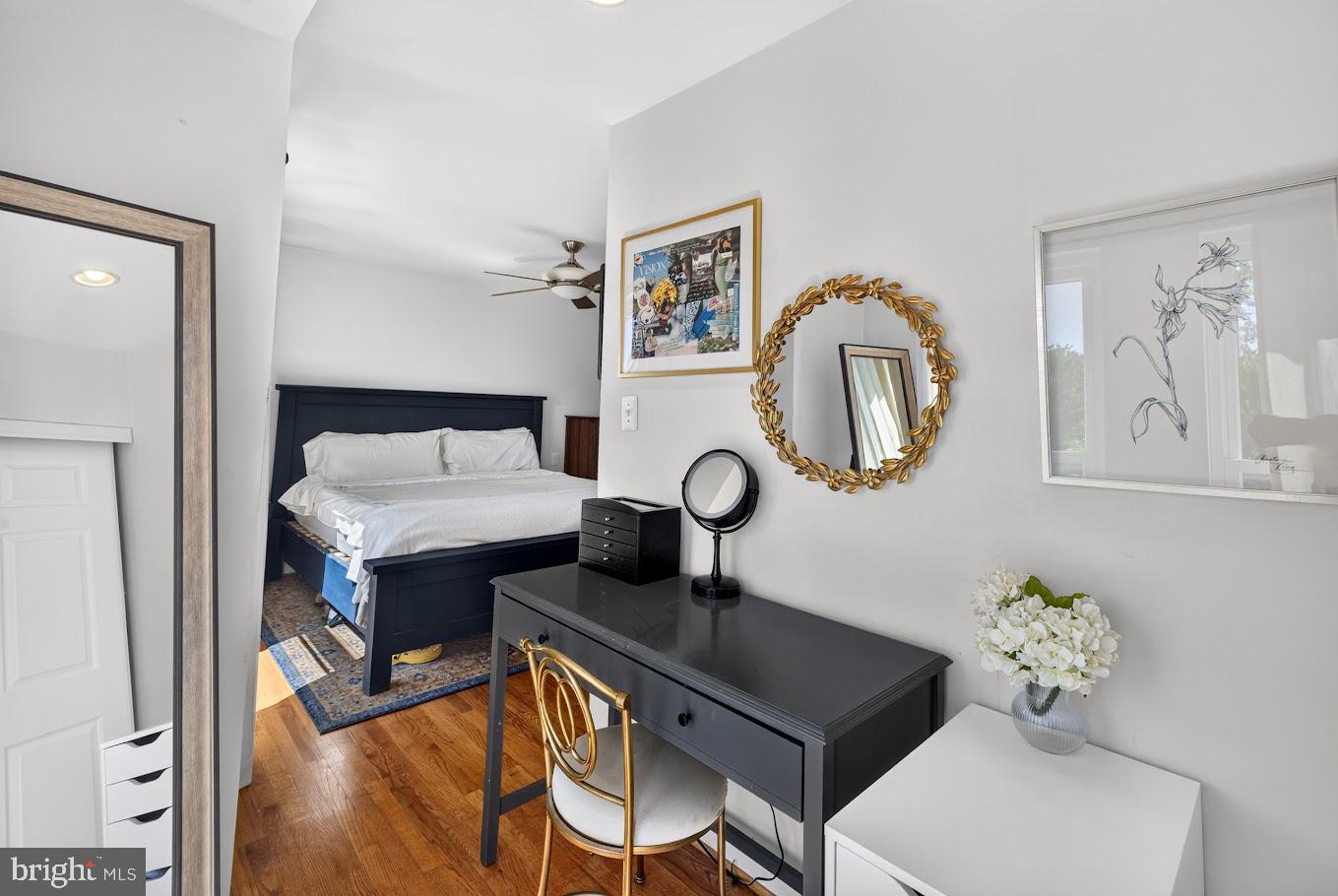 MILL CRK TOWNE EAST - Residential
