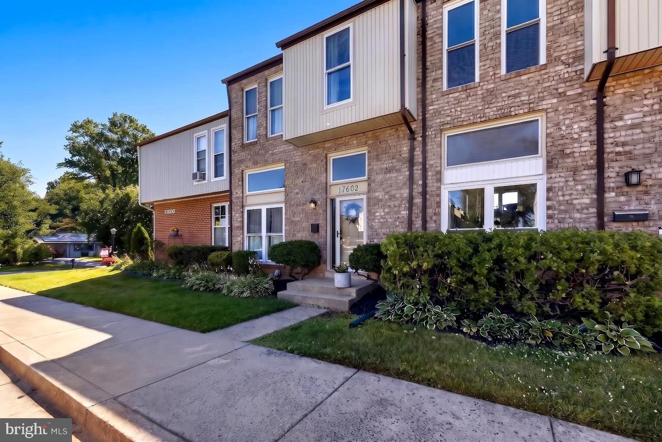 MILL CRK TOWNE EAST - Residential