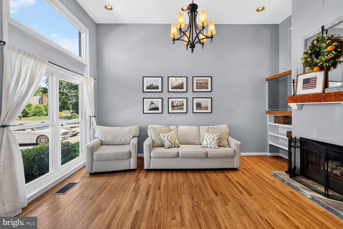 MILL CRK TOWNE EAST - Residential