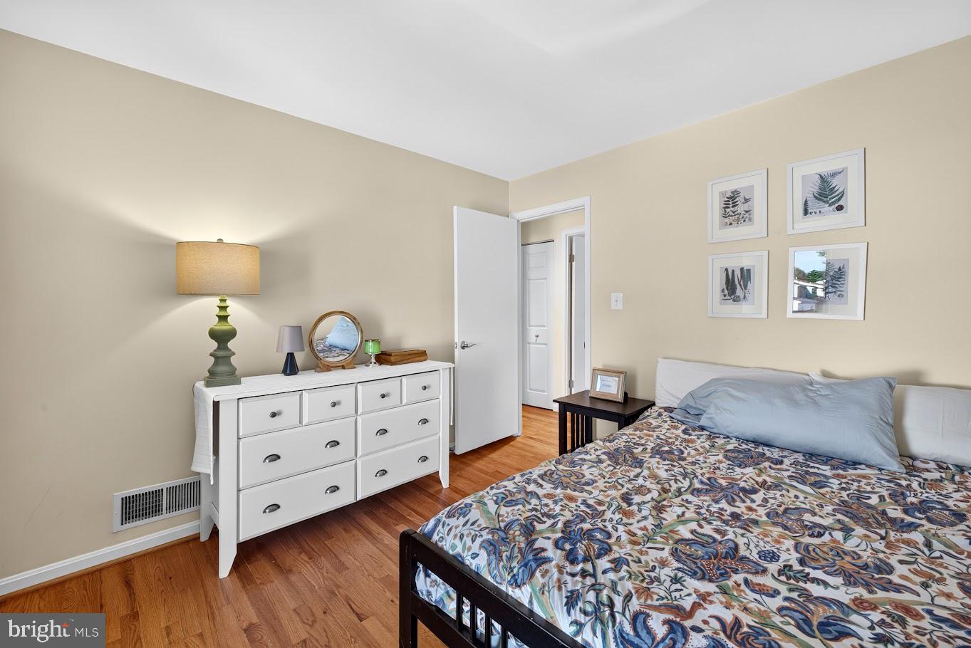 MILL CRK TOWNE EAST - Residential