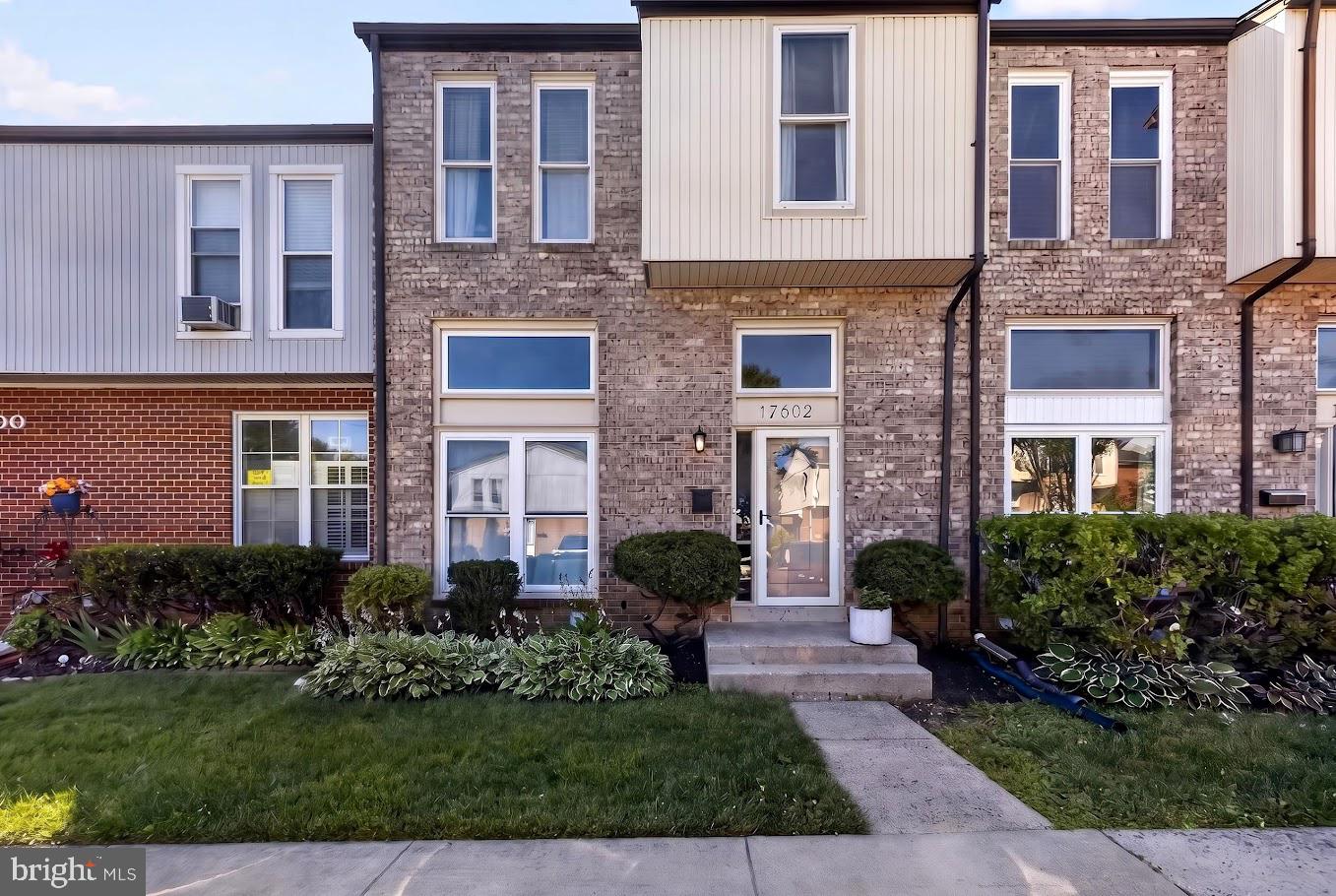 MILL CRK TOWNE EAST - Residential