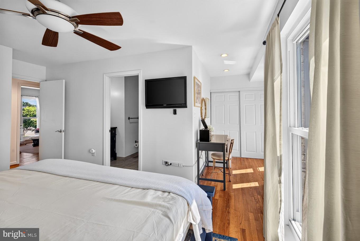 MILL CRK TOWNE EAST - Residential