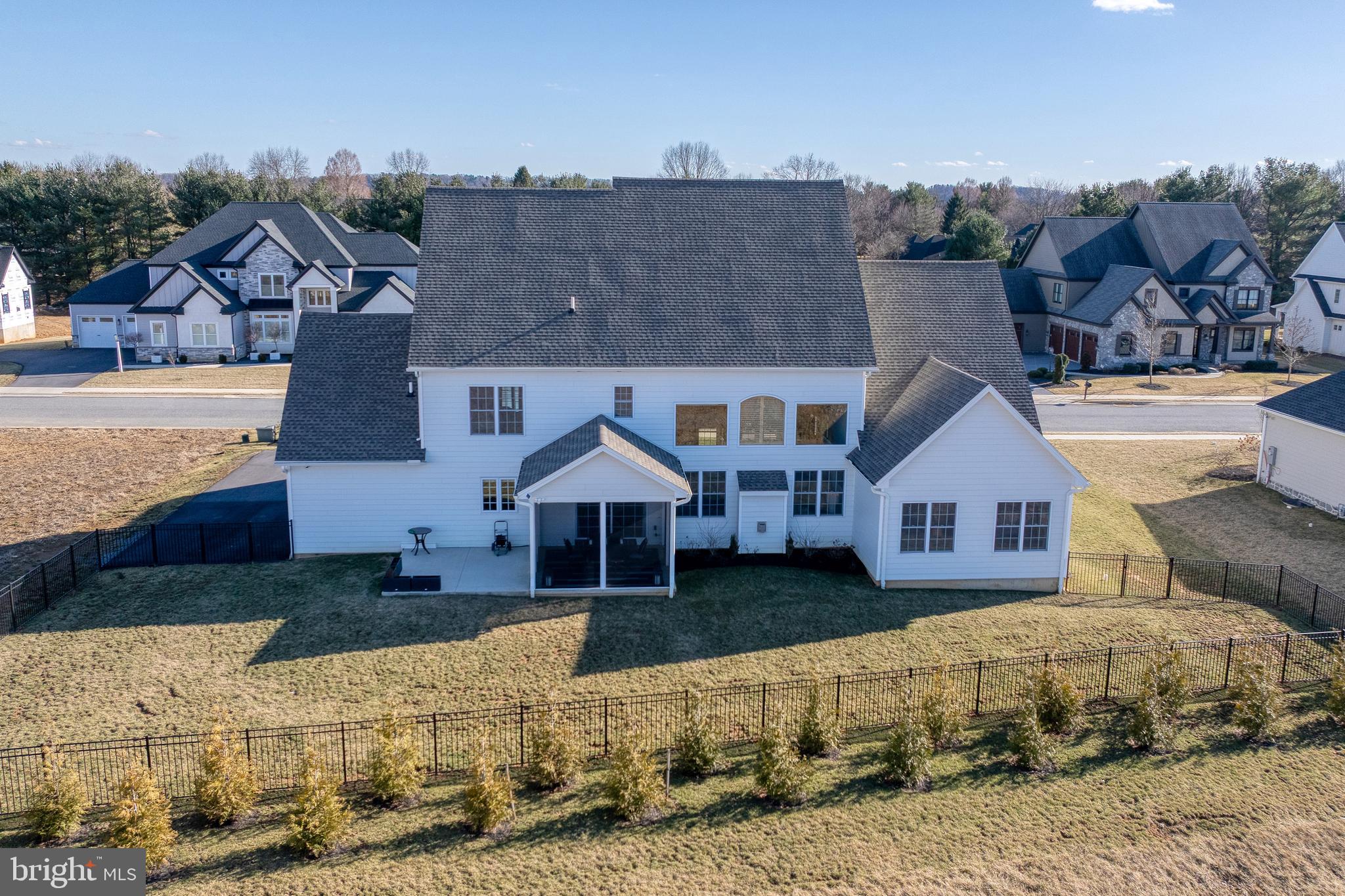STONEHENGE ESTATES - Residential