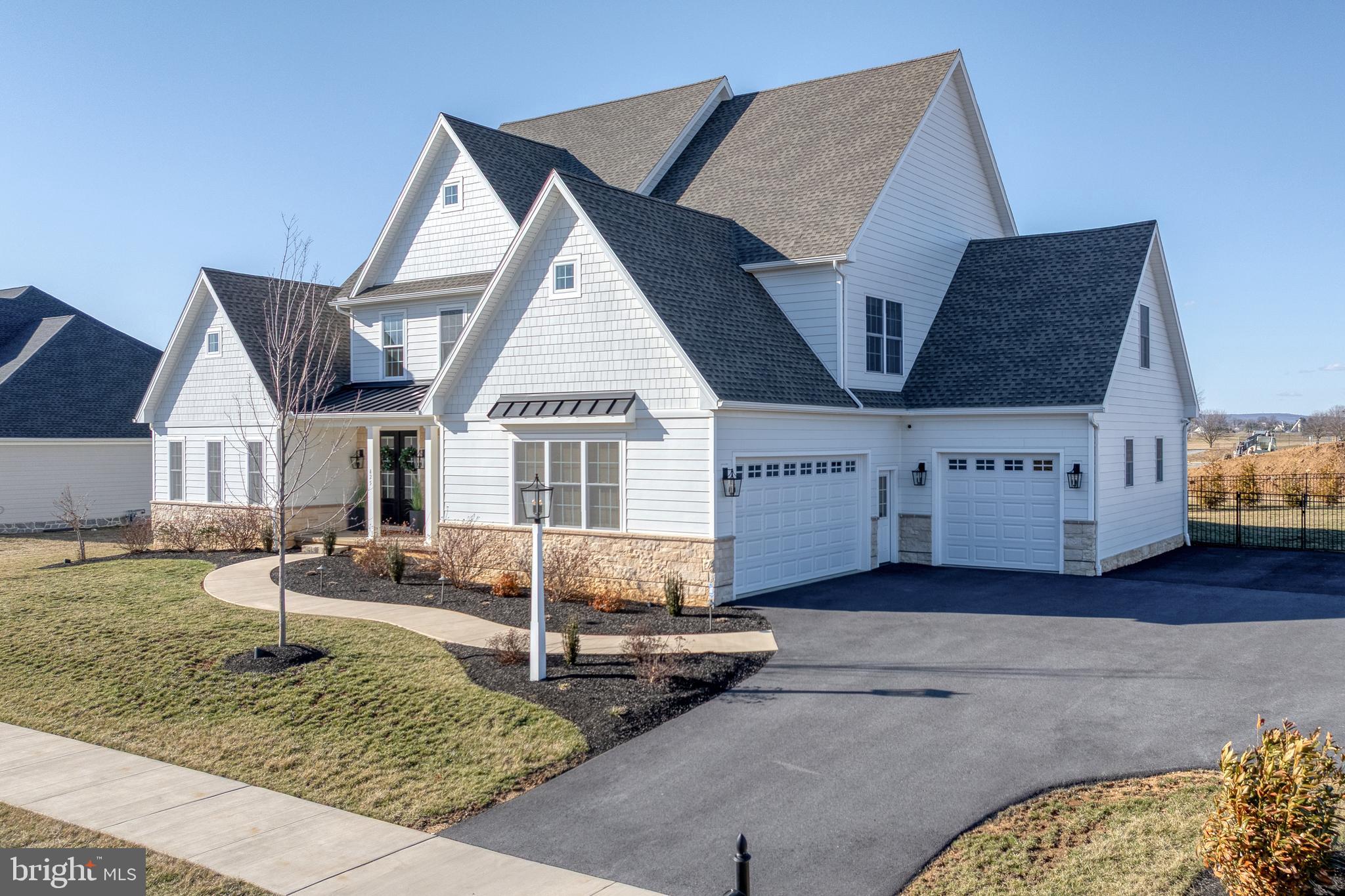 STONEHENGE ESTATES - Residential