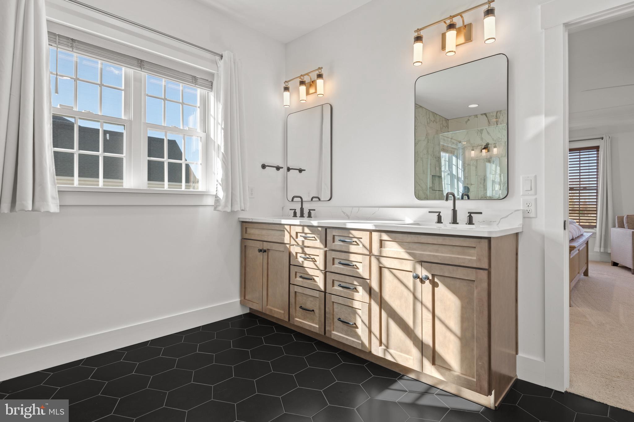 STONEHENGE ESTATES - Residential