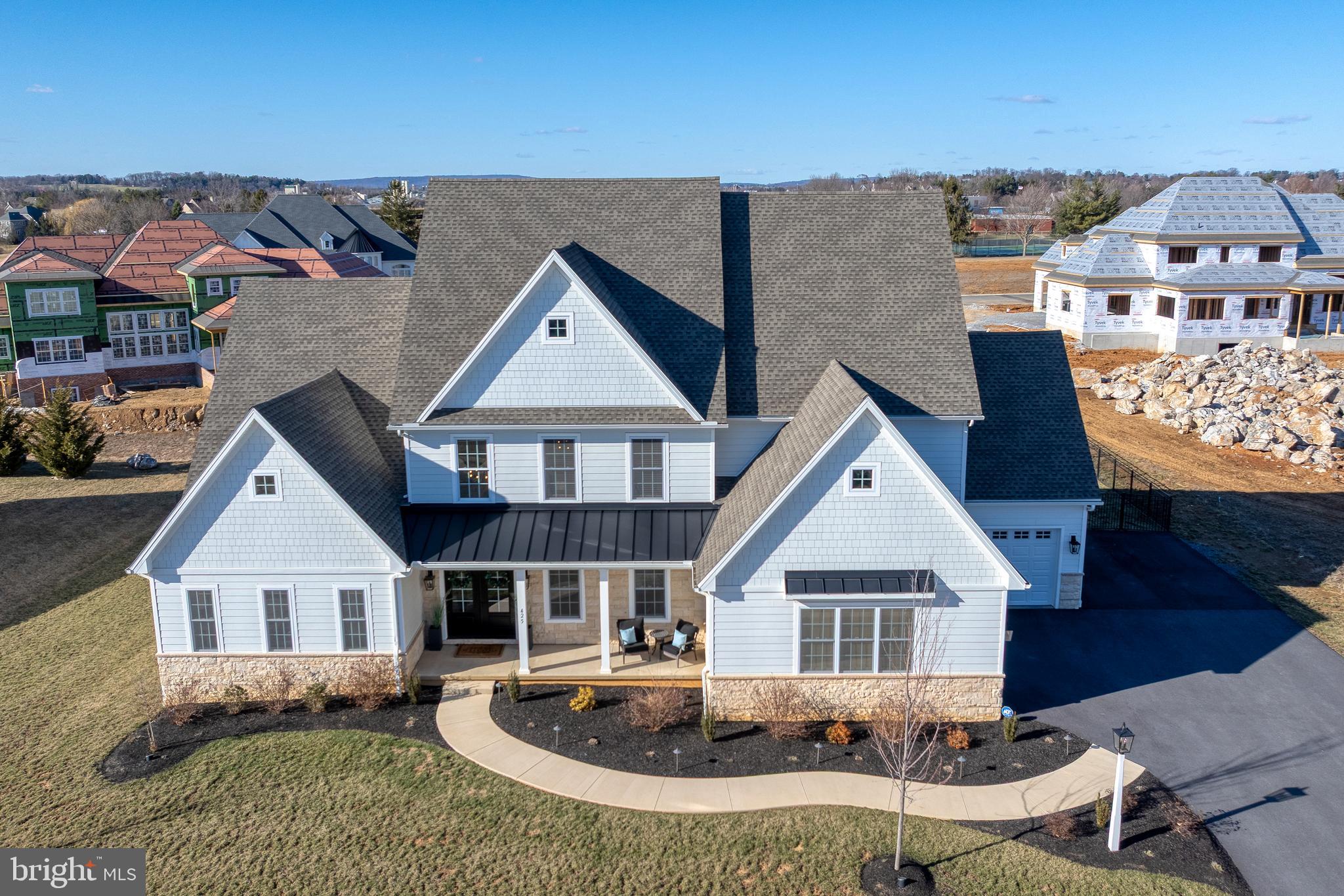 STONEHENGE ESTATES - Residential