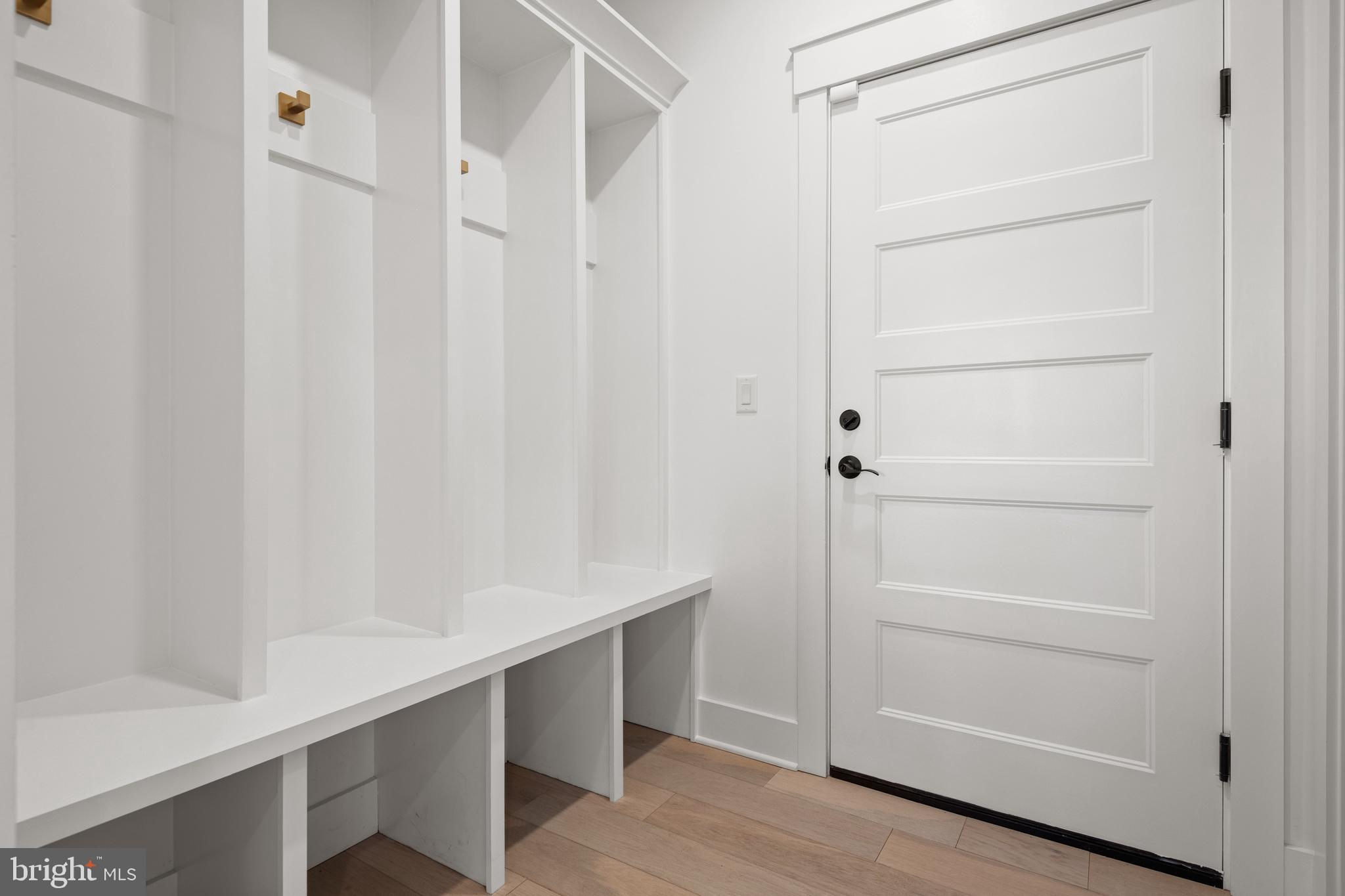 STONEHENGE ESTATES - Residential