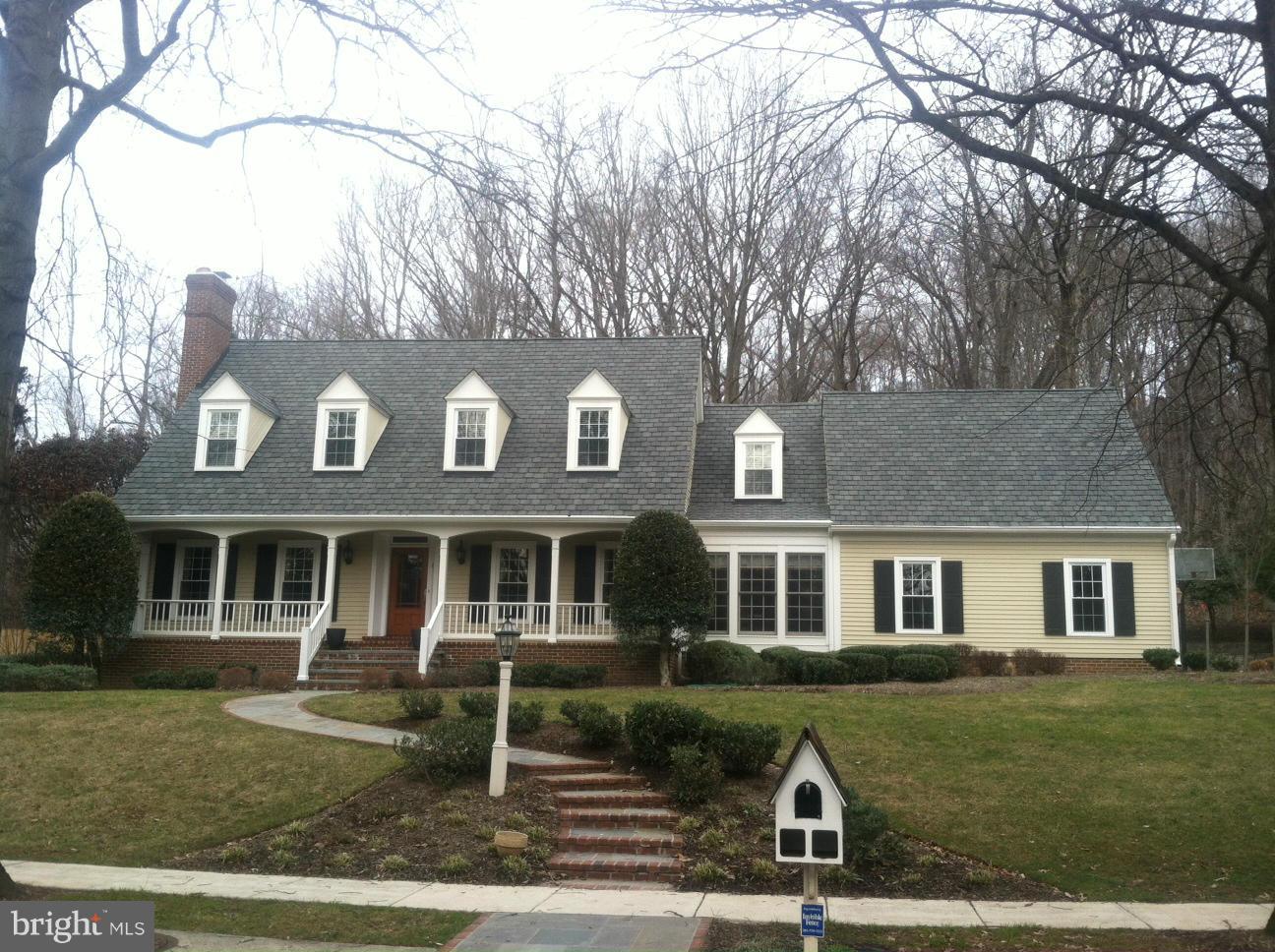 RIVER FALLS - Residential