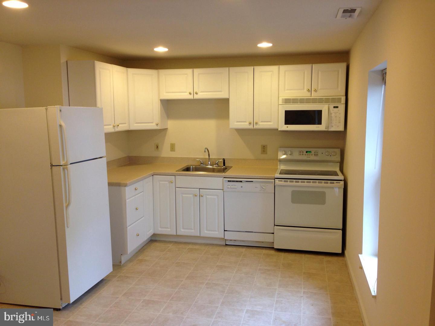 PAOLI GARDENS - Residential