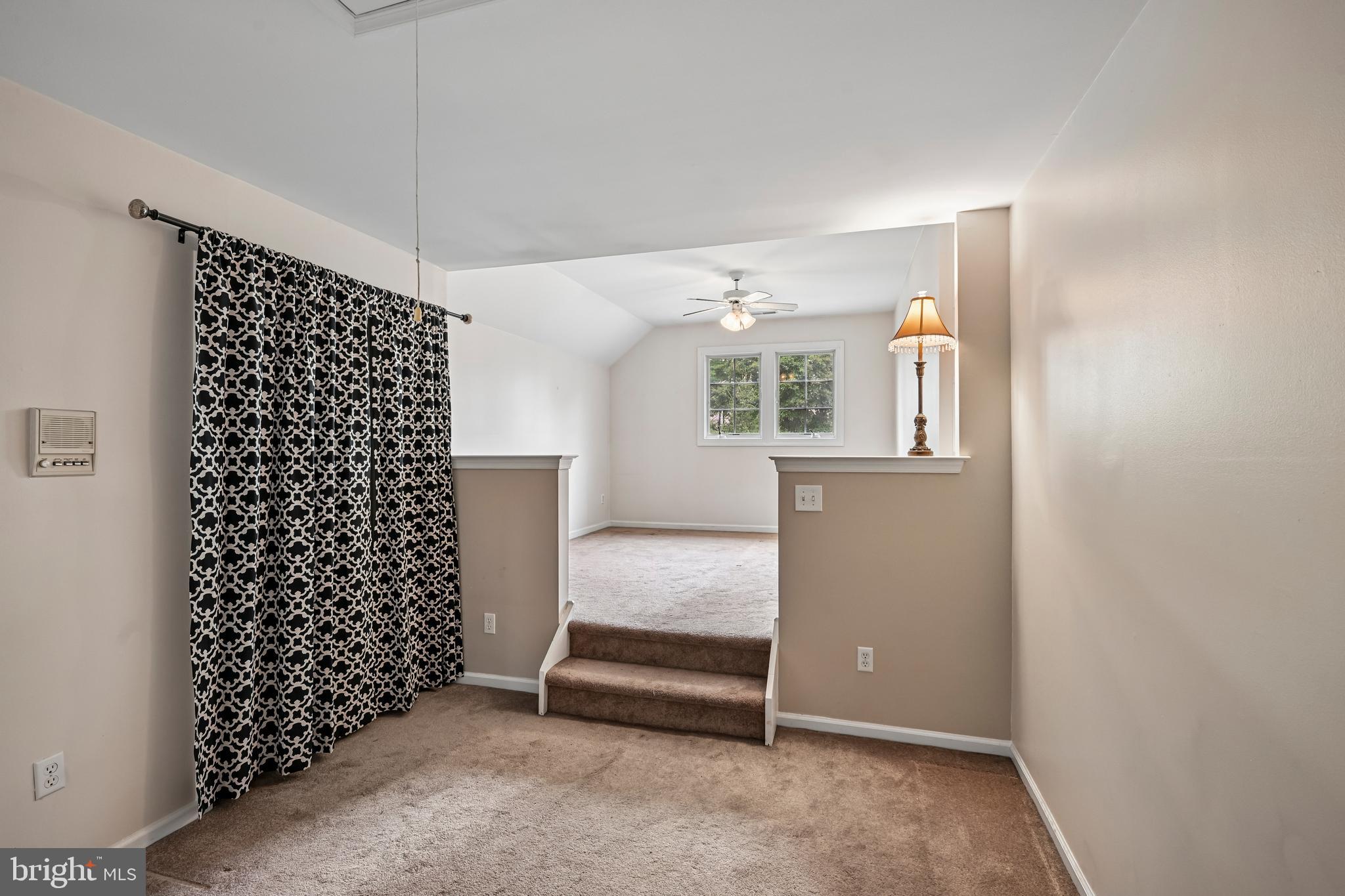 HIDDEN OAKS - Residential