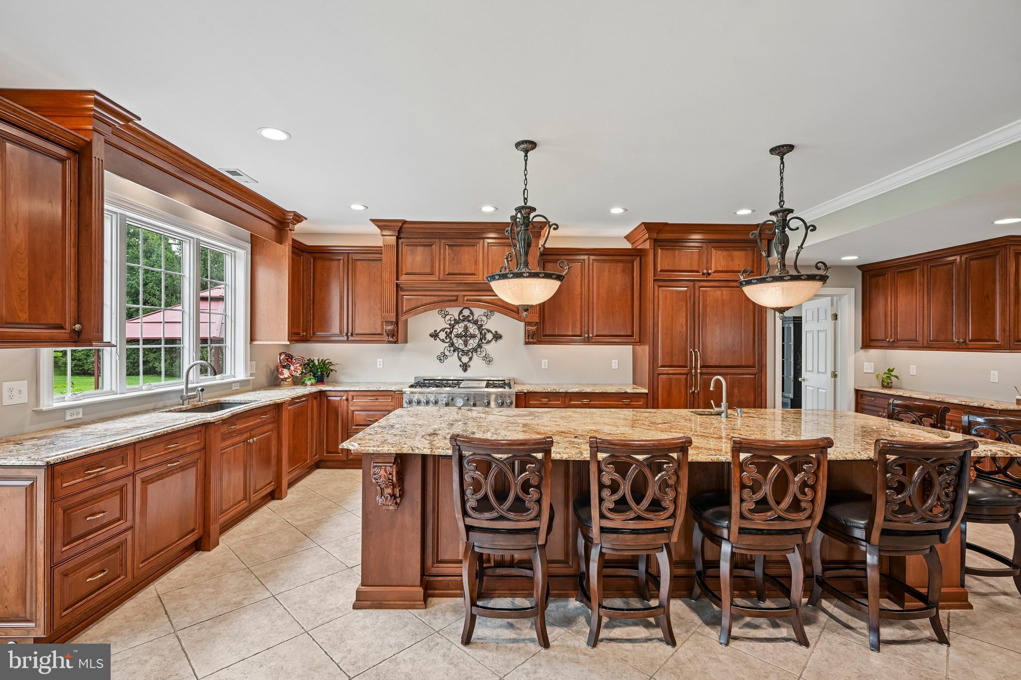 HIDDEN OAKS - Residential