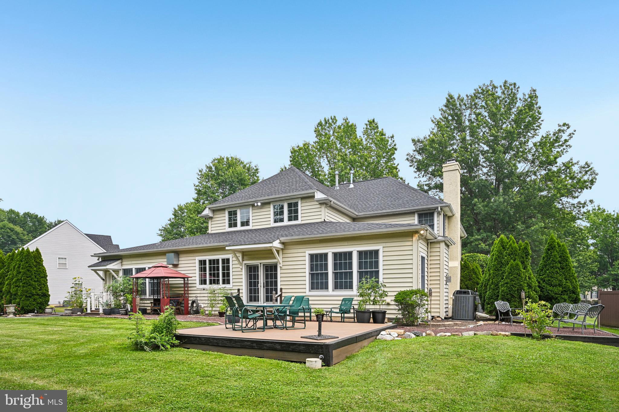 HIDDEN OAKS - Residential