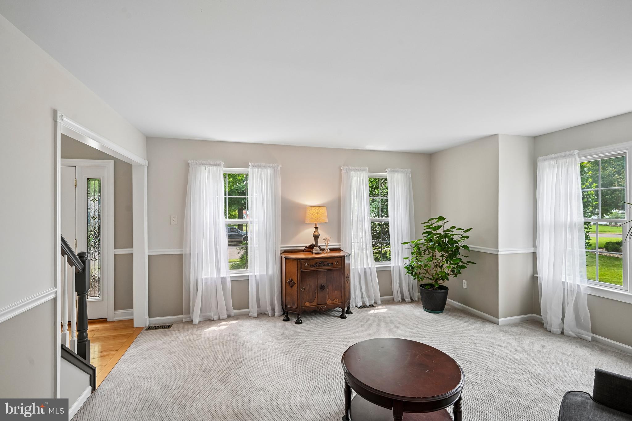HIDDEN OAKS - Residential
