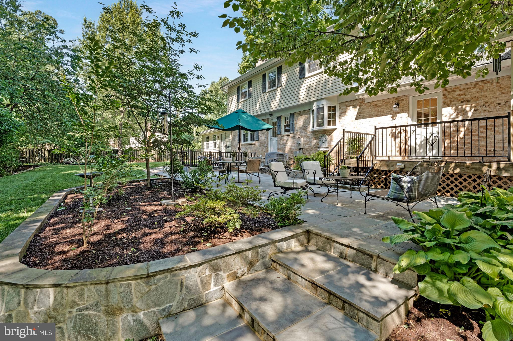 VALEWOOD MANOR - Residential
