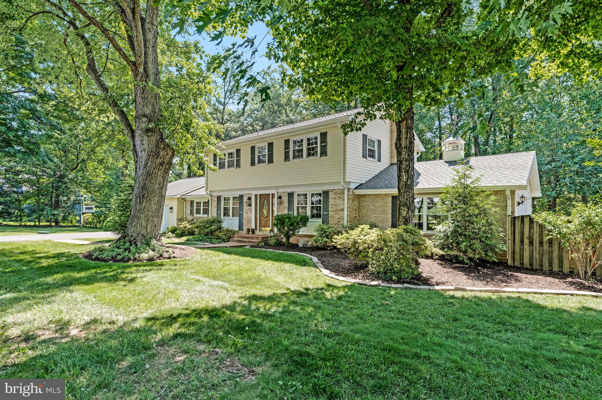VALEWOOD MANOR - Residential