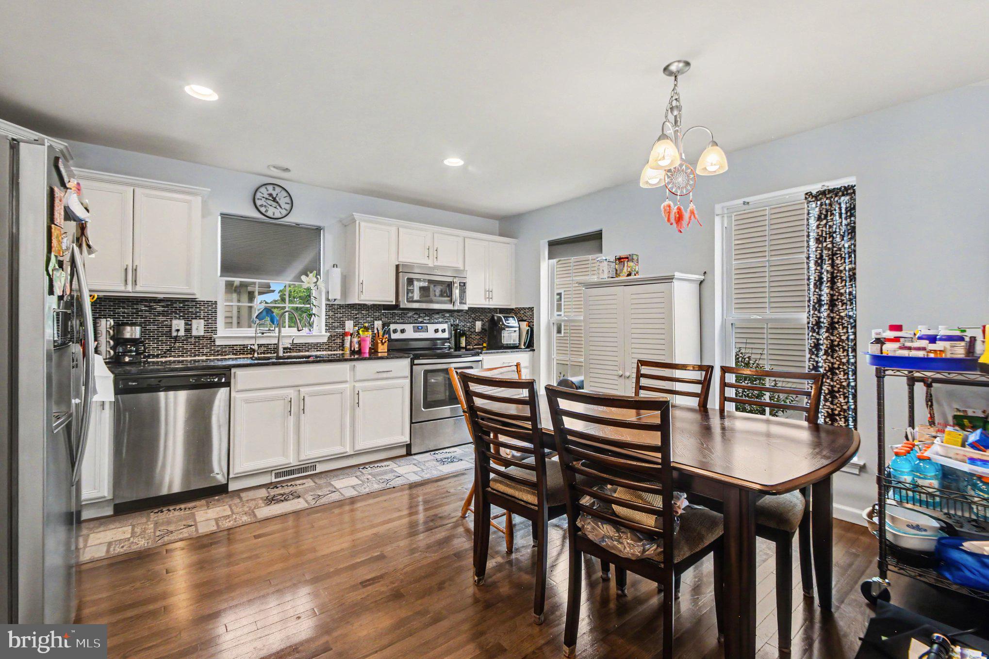 SPRINGFIELD VILLAGE - Residential