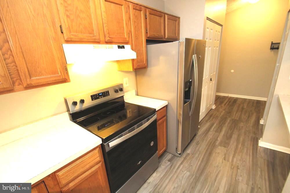 AVONDALE CONDOMINIUM - Residential
