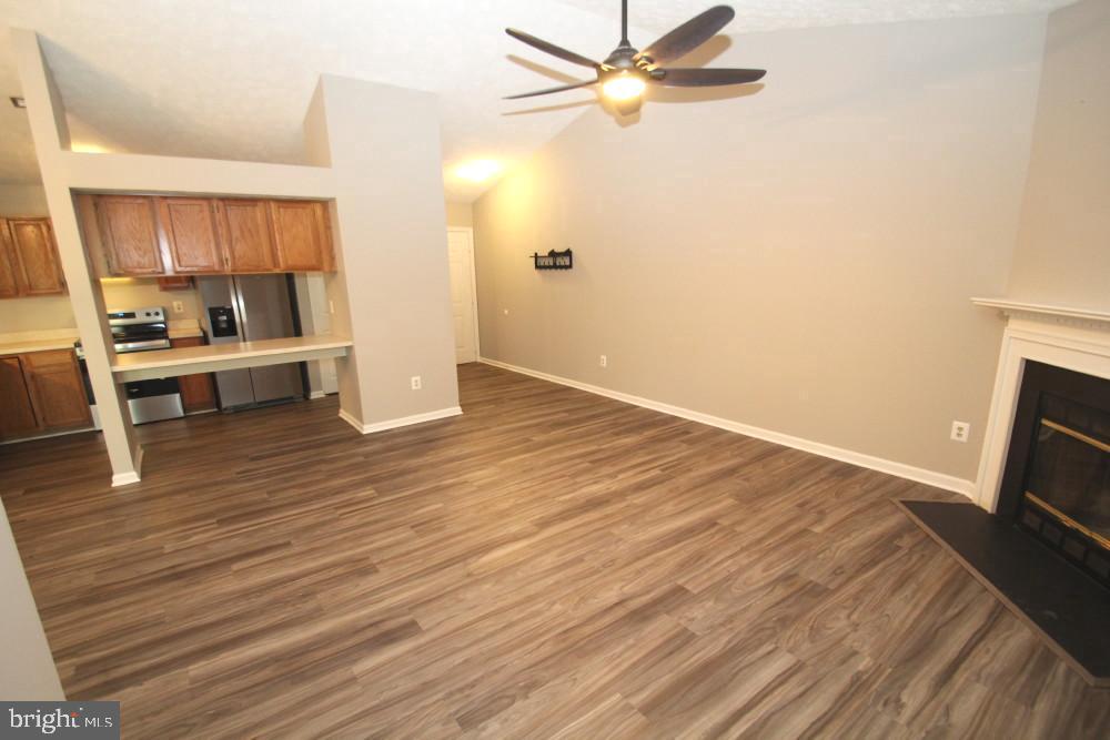 AVONDALE CONDOMINIUM - Residential