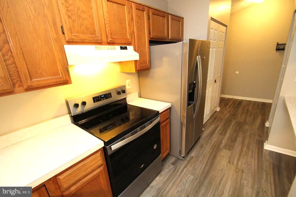 AVONDALE CONDOMINIUM - Residential
