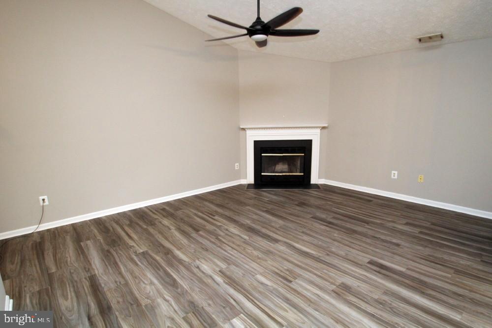 AVONDALE CONDOMINIUM - Residential