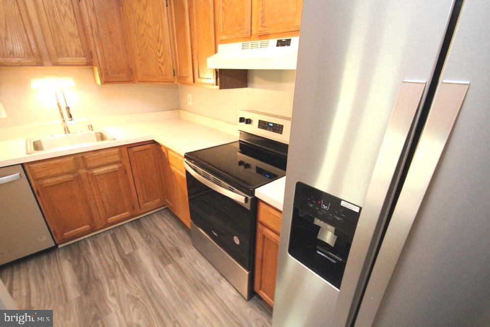 AVONDALE CONDOMINIUM - Residential