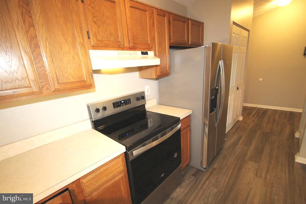 AVONDALE CONDOMINIUM - Residential