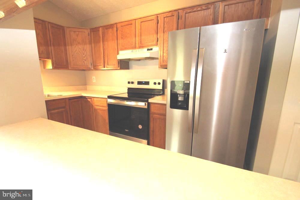 AVONDALE CONDOMINIUM - Residential
