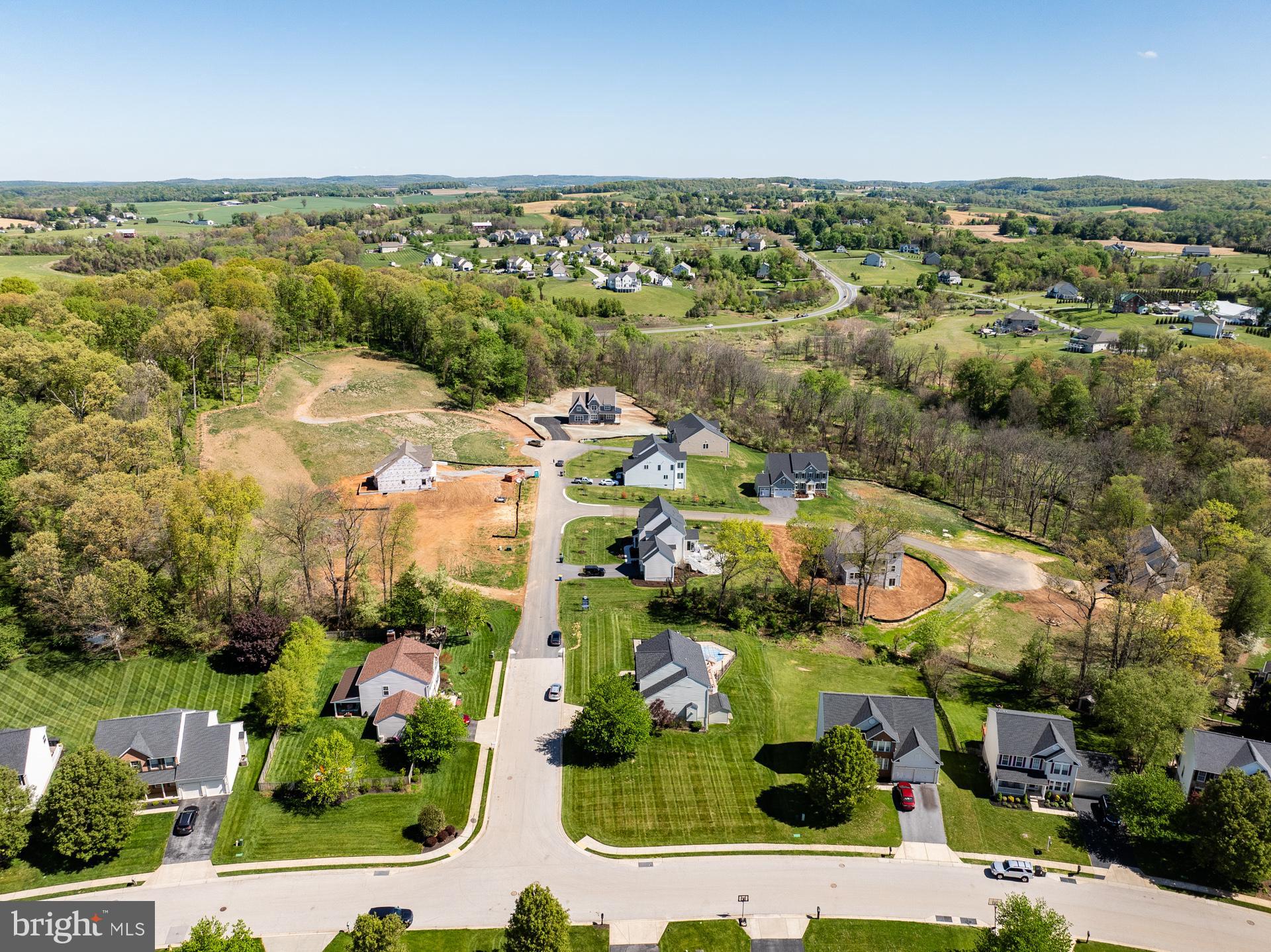 LEGACY FARMS - Residential