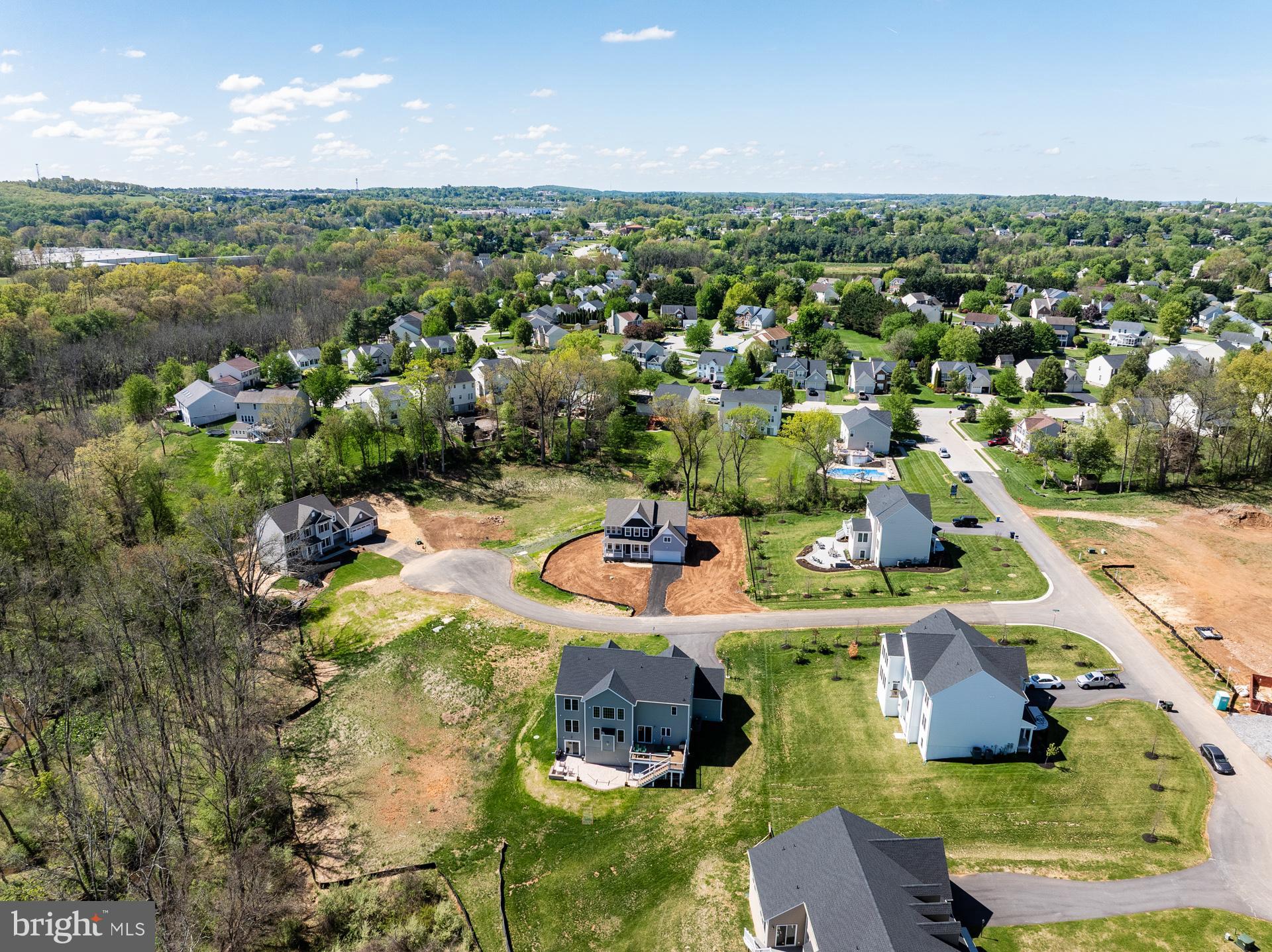 LEGACY FARMS - Residential
