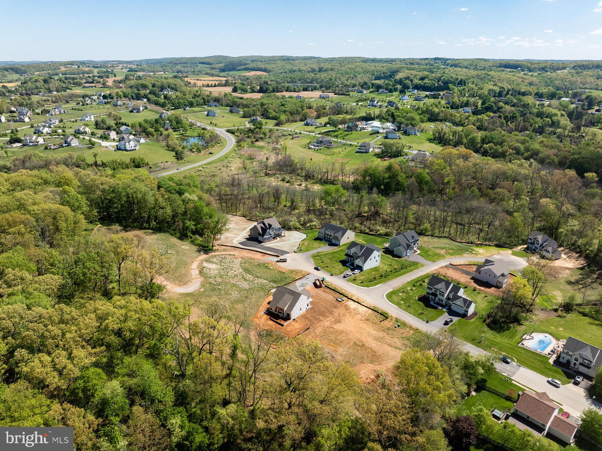 LEGACY FARMS - Residential