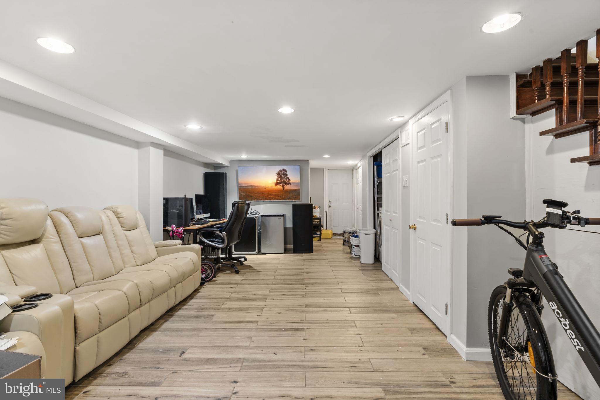 PHILADELPHIA (SOUTH) - Residential